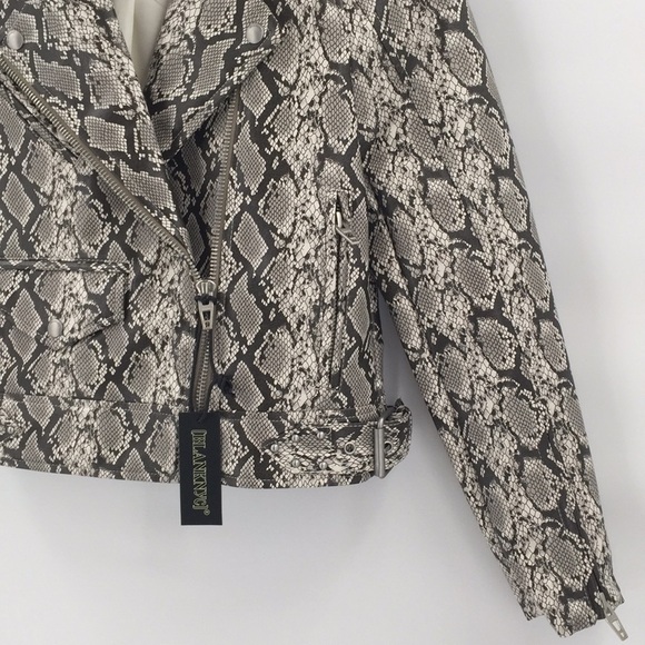 BLANK NYC Moto Jacket Snakeskin Blank NYC cropped Faux Leather black white XS - Picture 6 of 12